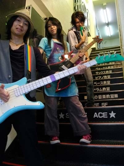 �˂��j����