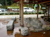 温泉寺前の足湯