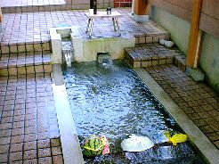 生地の共同洗い場4