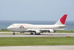 JAL B747-400